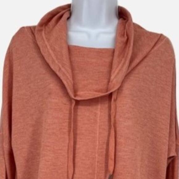 Charlie Paige Waffle Knit Cowl Neck Pullover Top in Pink Size M/M - Picture 2 of 9